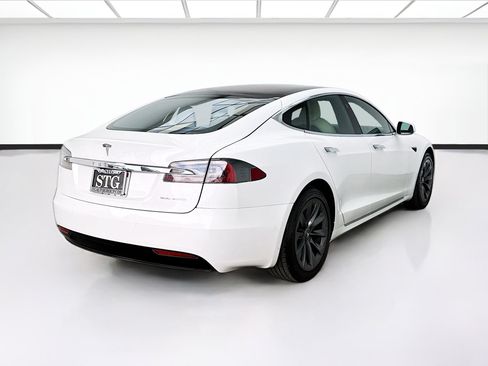 Used 2020 Tesla Model S Long Range AWD/4WD image 4