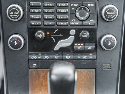 Used 2010 Volvo S80 3.2 image 21