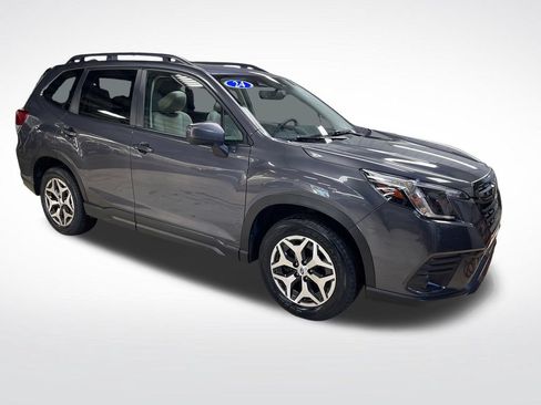 Certified 2024 Subaru Forester Premium AWD/4WD image 11