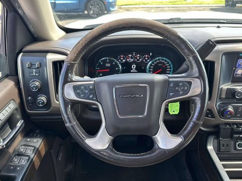 Used 2018 GMC Sierra 1500 Denali AWD/4WD image 16