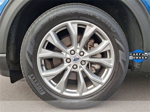 Used 2022 Ford Explorer XLT w/ Equipment Group 202A image 8