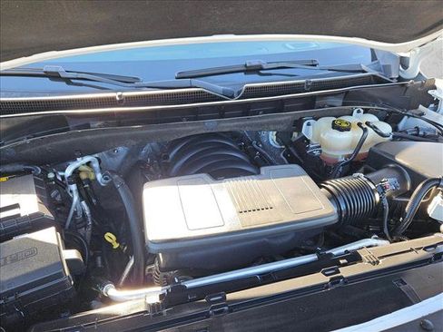 Used 2022 GMC Yukon XL SLE w/ Gmc Pro Safety Plus Package image 23