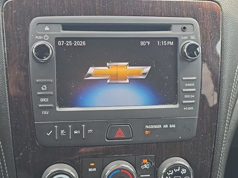 Used 2015 Chevrolet Traverse LT FWD image 19