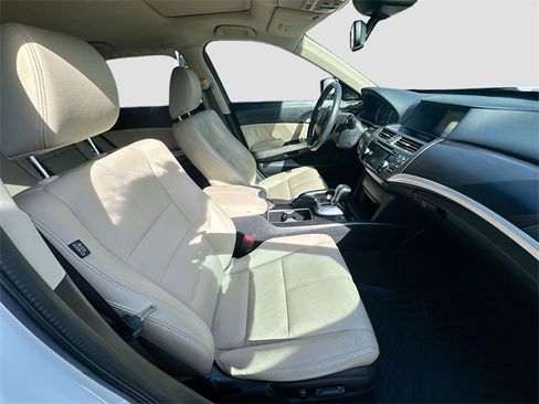 Used 2013 Honda Crosstour EX-L image 25