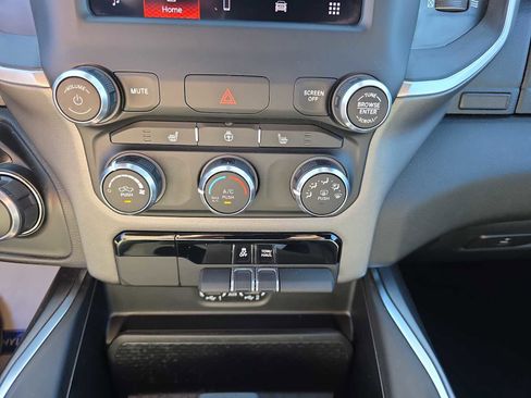 Used 2024 RAM 1500 Big Horn image 18