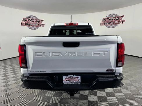 Used 2023 Chevrolet Colorado Z71 w/ Z71 Convenience Package 2 AWD/4WD image 6