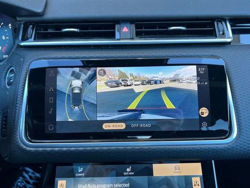 Used 2021 Land Rover Range Rover Velar R-Dynamic S image 22