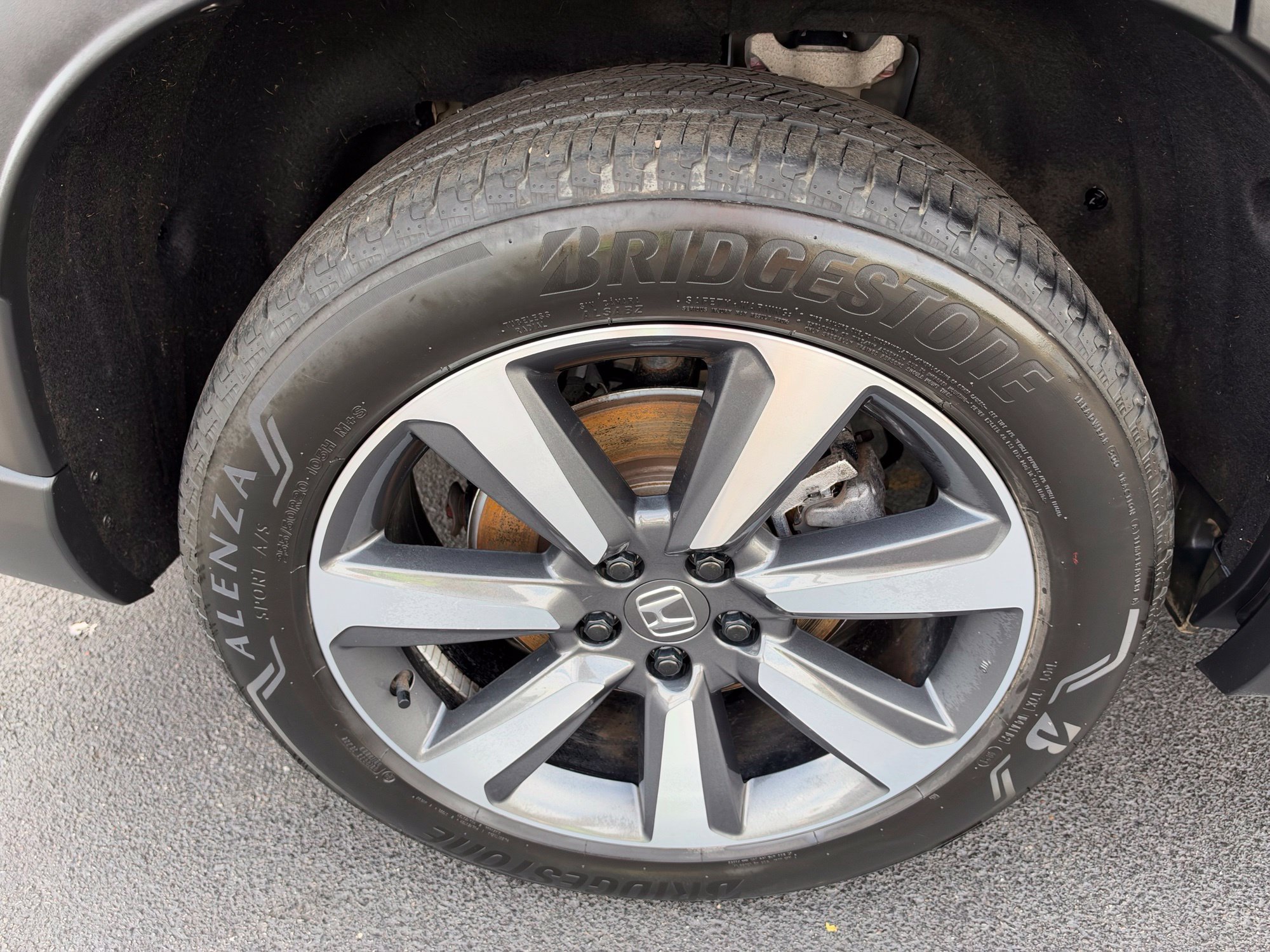 Used 2025 Honda Pilot Elite image 9