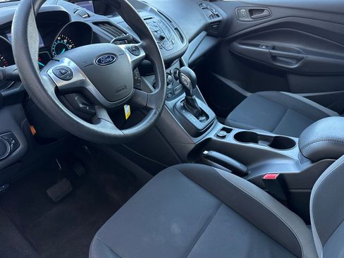 Used 2014 Ford Escape S FWD image 10