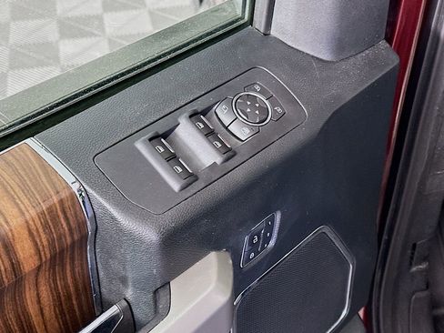 Used 2016 Ford F150 Lariat image 23