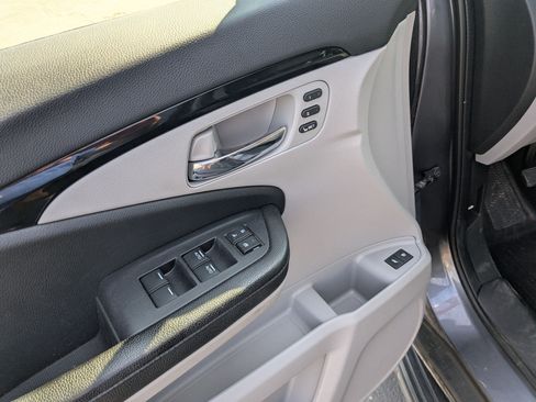 Used 2016 Honda Pilot Elite image 15