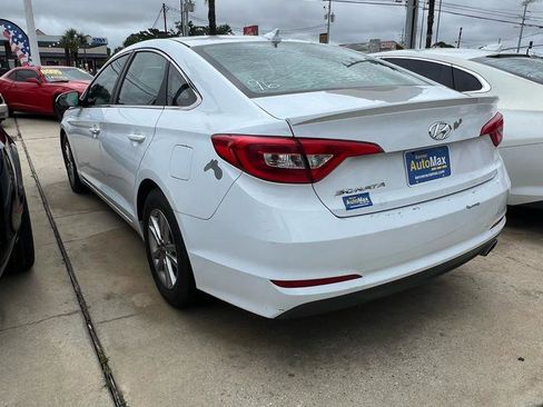 Used 2017 Hyundai Sonata SE FWD image 3