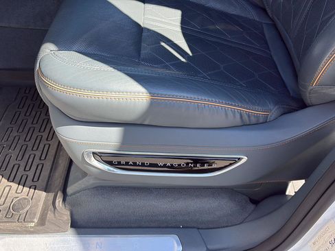 Used 2022 Jeep Grand Wagoneer Series III w/ Flexible Seating Group image 3