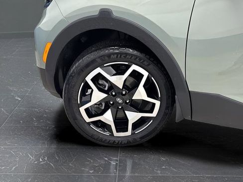 Used 2024 Hyundai Santa Cruz Limited image 36