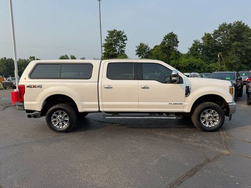 Used 2018 Ford F250 Lariat w/ Lariat Ultimate Package AWD/4WD image 6