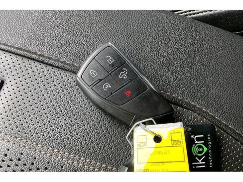 Used 2024 Chevrolet Silverado 3500 High Country w/ High Country Premium Package image 14