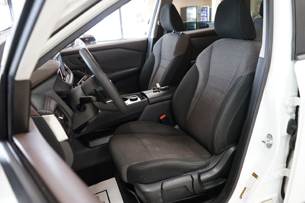 Used 2021 Nissan Rogue S AWD/4WD image 2