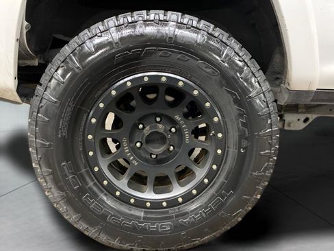 Used 2014 Toyota 4Runner SR5 image 23