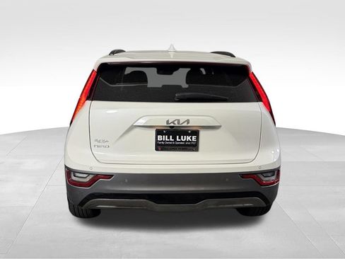 Used 2023 Kia Niro Wave w/ Wave Preserve Package FWD image 7