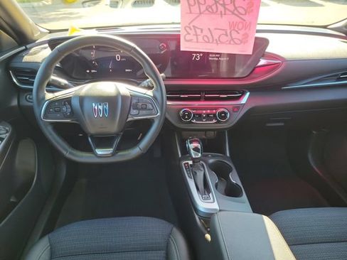 Used 2026 Buick Envista Sport Touring w/ Convenience I Package FWD image 24