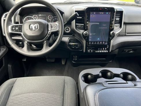 Used 2025 RAM 2500 Big Horn AWD/4WD image 3