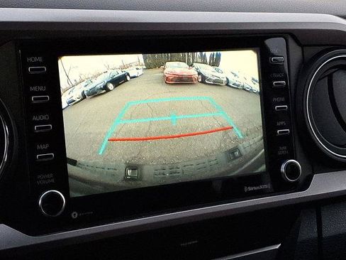 Certified 2020 Toyota Tacoma SR5 image 17