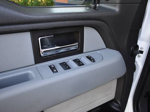 Used 2014 Ford F150 XLT w/ Equipment Group 302A Luxury RWD image 16