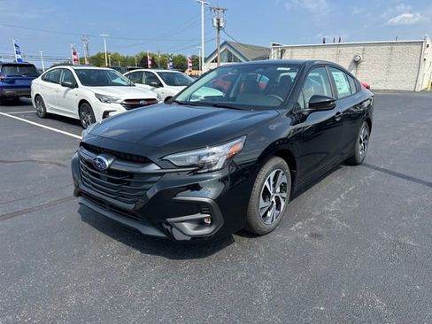 Used 2025 Subaru Legacy Premium w/ Popular Package #1A image 4