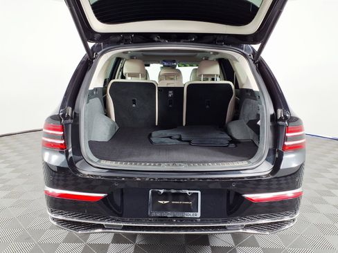 Certified 2025 Genesis GV80 2.5T Select image 8