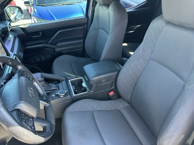 Used 2024 Toyota Tacoma SR5 AWD/4WD image 11