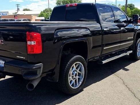 Used 2016 GMC Sierra 2500 Denali w/ Driver Alert Package AWD/4WD image 9
