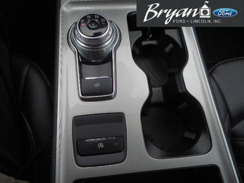 Used 2024 Ford Edge SEL w/ Convenience Package image 21