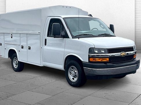 New 2025 Chevrolet Express 3500 w/ Power Convenience Package RWD image 1
