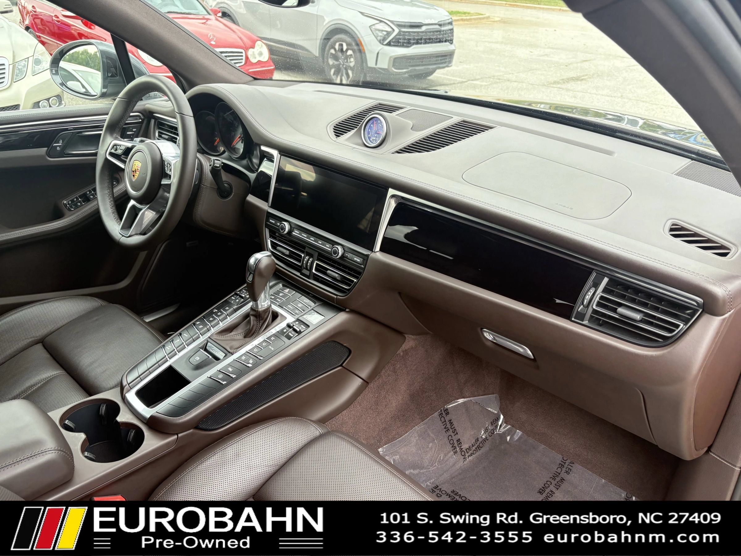 Used 2021 Porsche Macan S AWD/4WD image 17