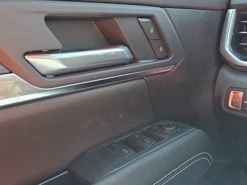 New 2026 GMC Terrain Elevation w/ Technology Package II AWD/4WD image 11