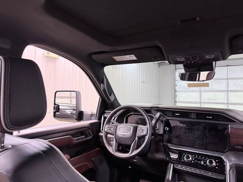 Used 2026 GMC Sierra 2500 Denali Ultimate w/ Max Trailering Package AWD/4WD image 31