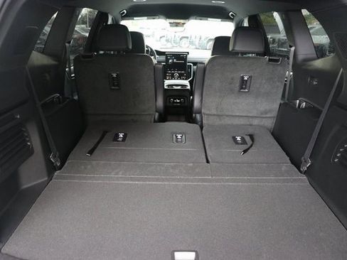 New 2026 GMC Acadia Elevation w/ Super Cruise Package image 12