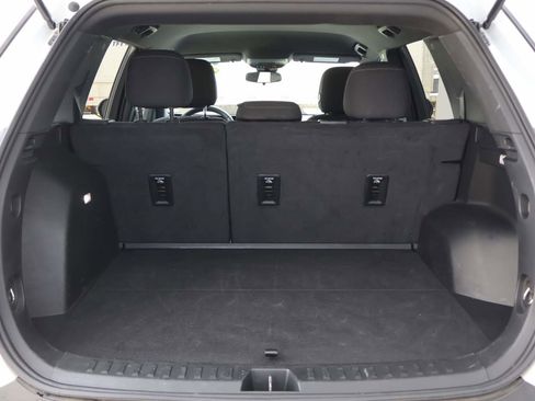 Used 2025 Chevrolet Equinox LT image 11