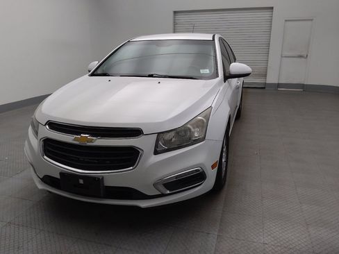 Used 2016 Chevrolet Cruze LT w/ Enhanced Safety Package FWD image 15