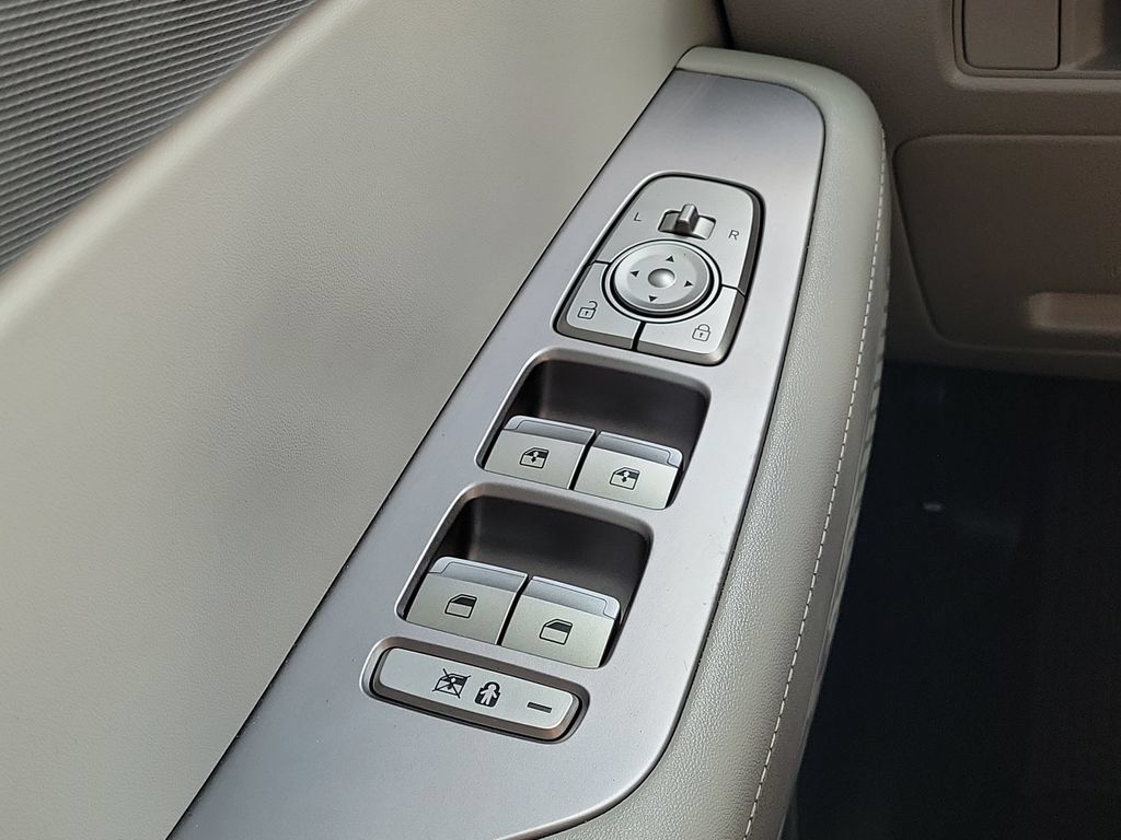 Used 2022 Hyundai Palisade SEL FWD image 19