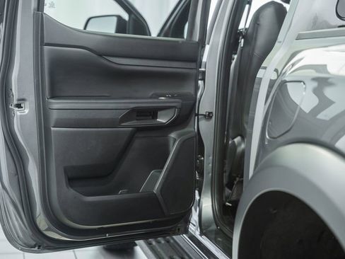 Used 2025 Ford Ranger Raptor AWD/4WD image 42