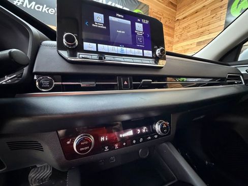 Used 2023 Mitsubishi Outlander SE AWD/4WD image 18