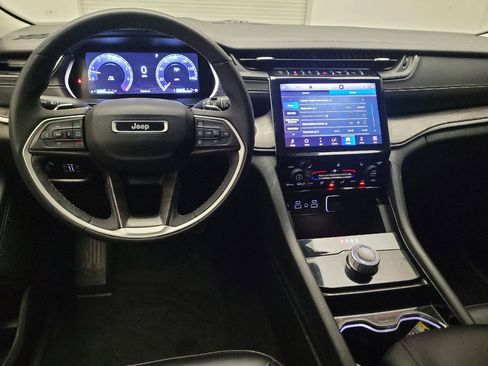 Used 2023 Jeep Grand Cherokee L Limited RWD image 22