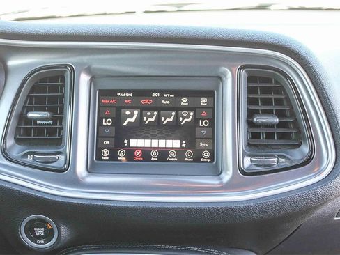 Used 2021 Dodge Challenger R/T image 17