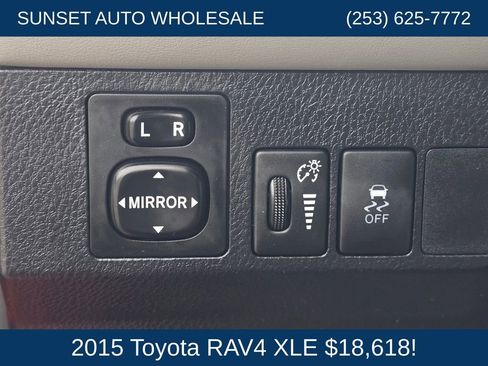 Used 2015 Toyota RAV4 XLE AWD/4WD image 29