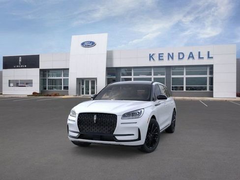 New 2025 Lincoln Corsair Grand Touring w/ Jet Appearance Package image 2