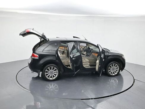 Used 2014 Lincoln MKX AWD w/ Equipment Group 102A image 51