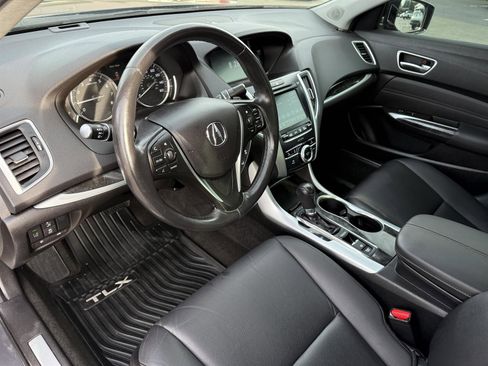 Used 2018 Acura TLX image 11