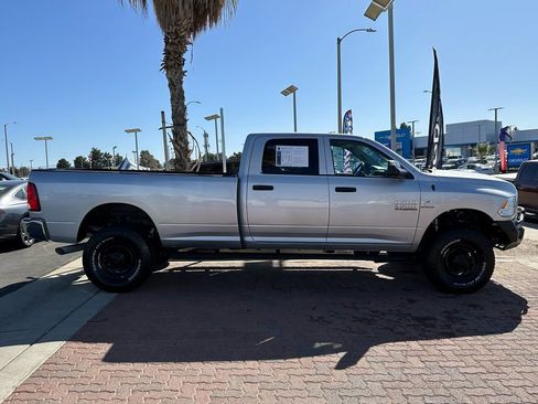 Used 2018 RAM 3500 Tradesman w/ Chrome Appearance Group image 5