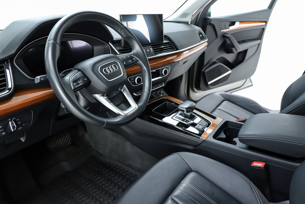 Used 2023 Audi Q5 2.0T Premium Plus w/ Premium Plus Package AWD/4WD image 46